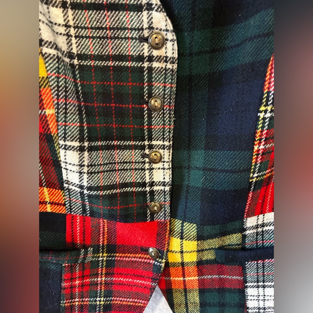 GAP Vintage Multicolor Plaid Vest - Picture 2 of 4